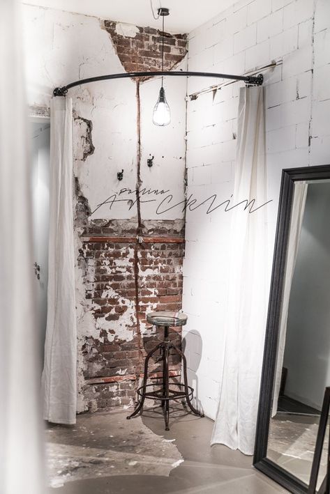 Boutique Dressing Room, تاج محل, Butik Design, Ruangan Studio, Store Design Boutique, Bar Vintage, Boutique Interior Design, Boutique Decor, 카페 인테리어 디자인