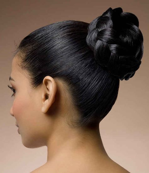 The Braided Bun Plaited Bun, Cute Bun Hairstyles, Bun With Curls, Elegant Bun, Big Bun Hair, Short Hair Bun, Braided Bun Hairstyles, Bun Hairstyle, Messy Bun Hairstyles