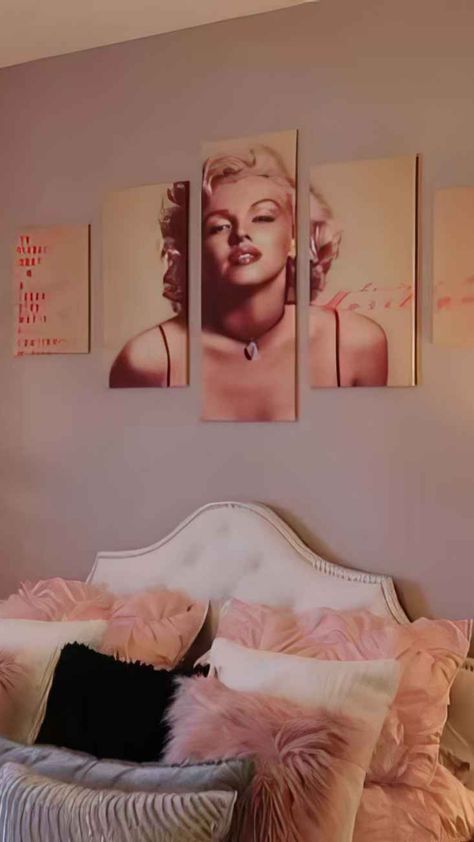 Marilyn Monroe Decor Bedroom Ideas Marilyn Monroe Bedroom, Marilyn Monroe Room, Marilyn Monroe Decor, Bedrooms Inspiration, Marilyn Monroe Wall Art, Decor Bedroom Ideas, Classic Glamour, Inspired Bedroom, Vintage Aesthetics