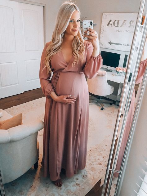 Maternity Outfits Summer Plus Size, Maternity Outfits For Baby Shower Winter, Fall Baby Shower Outfits For Mom To Be, Maternity Winter Dresses, Maternity Dinner Outfit, Winter Baby Shower Dress For Mom, Winter Baby Shower Dress, Plus Size Baby Shower Outfit, Baby Shower Outfits For Mom Winter