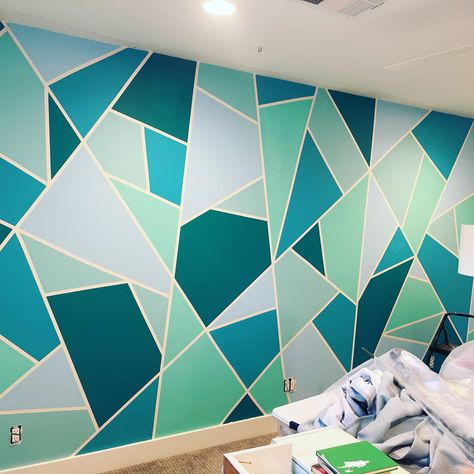 My 11 year old and i had a blast pulling this off! Paint the wall, tape, paint over the tape, label colors, paint accent colors, remove the tape and…. BAM! Tape Painting Wall, Masking Tape Wall Art, Painters Tape Design Wall, Masking Tape Wall, Painters Tape Design, Geometric Accent Wall, Masking Tape Art, Tape Wall Art, Geometric Wall Paint