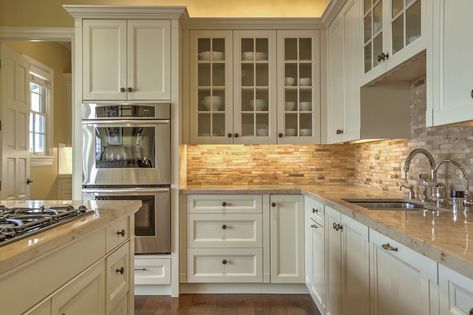 6 Stacked Stone Backsplash Ideas to Give Your Kitchen Rustic Texture | Hunker Stacked Stone Backsplash, Backsplash For White Cabinets, Backsplash White, Natural Stone Backsplash, Creative Backsplash, Stone Backsplash Kitchen, White Kitchen Backsplash, Kitchen Guide, Fresh Kitchen