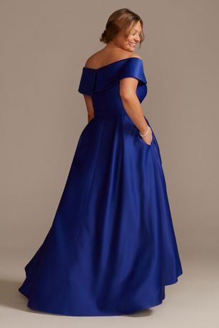 Sweetheart Off-the-Shoulder Satin Ball Gown WBM2413W Mother Of The Bride Fashion, Plus Size Ball Gown, Romantic Wedding Dress Lace, Bride Groom Dresses, Dress Mother Of The Bride, Girls Ball Gown, Top Wedding Trends, Satin Ball Gown, Wedding Hairstyles With Veil