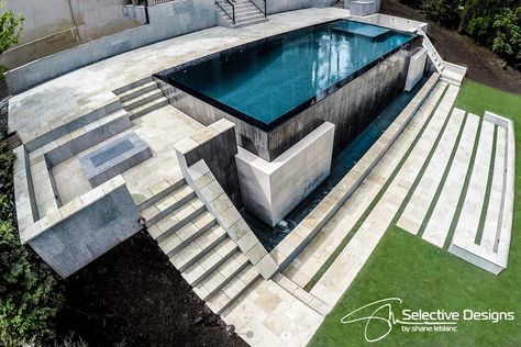 Raised Pools, Overflow Pool, Piscina Interior, Pools Backyard Inground, Swimming Pool Landscaping, Sloped Backyard, Pool Landscape Design, Small Pool Design, Infinity Edge Pool