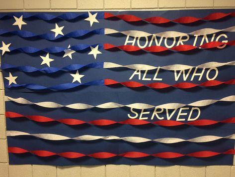 Patriotic Classroom, November Bulletin Boards, Door Bulletin Boards, Veterans Day Celebration, Work Bulletin Boards, Veterans Day Activities, Summer Bulletin Boards, Bullentin Boards, Library Bulletin Boards