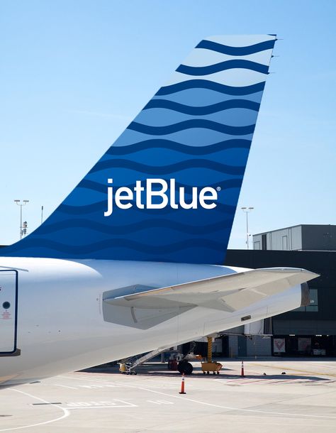 Developed as the ninth, standard, JetBlue tailfin livery design, Spectrum harmonizes with the established brand standards and existing vocabulary. The pattern takes the brand even further with flexible new energy and an aspirational vibe.Inspired by win… Airline Design, Jet Blue Airlines, Airline Branding, Jet Design, Brand Standards, Airlines Branding, Livery Design, Gundam Wallpapers, Airplane Tickets