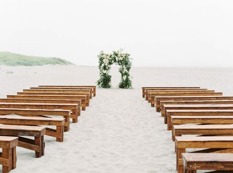 A Classic Wedding on the Beach in Oregon Beach Micro Wedding Ceremony, Beach Ceremony Set Up, Modern Beach Ceremony, Low Key Beach Wedding, Small Beach Wedding Ceremony, Beach Wedding Ceremony Simple, Intimate Beach Wedding Ceremony, Minimal Beach Wedding, Minimalist Beach Wedding