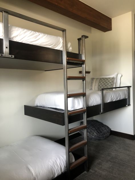 4 Bunk Beds In One Room, Luxury Bunk Beds, Bunk Beds Ideas, Boys Room Bunk Beds, Color Schemes Bedroom, Furniture Design Bedroom, Wallpapers Home Decor, Steel Bed Design, Bunk Beds Boys