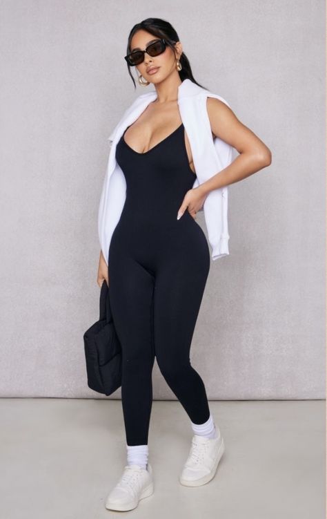 Bodycon Jumpsuit Outfit, Black Bodycon Jumpsuit, Black Jumpsuit Outfit, Jumpsuit Outfit Casual, Strappy Jumpsuit, Contour Design, Ny Outfits, Jumpsuit Outfits, Sporty Looks