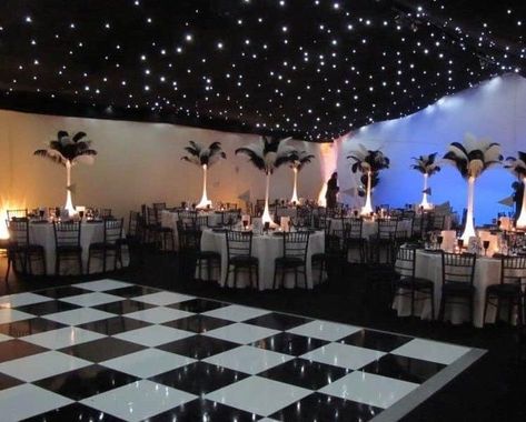 Masquerade Ball Decorations, Festa All Black, Black And White Party Decorations, 007 Party, All Black Party, White Party Theme, Cube Template, Mask Ball, White Party Decorations