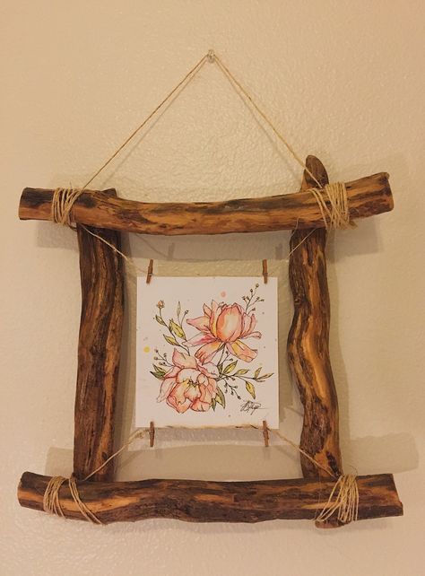 Vintage Rustic Driftwood Picture and Photo Frame with Clips Homemade Picture Frames, Picture Frames Collage, Homemade Frames, Frames Collage, Driftwood Frame, Driftwood Diy, Twig Art, Frames Wall, Rustic Picture Frames