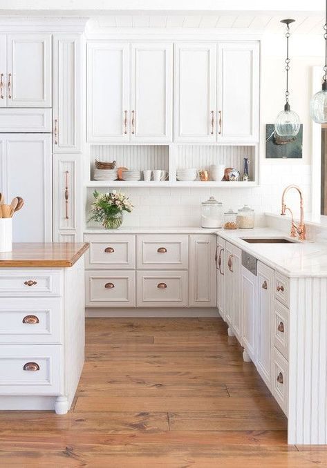 There's nothing like the clean simplicity of modern farmhouse white kitchen ideas to inspire your own farmhouse kitchen! You might assume these kitchens are boring because they're "just white," but… New Kitchen Inspiration, 80s Kitchen, Antique White Kitchen Cabinets, Antique White Kitchen, Copper Hardware, Rocky Point, Farmhouse Kitchen Cabinets, White Kitchen Design, Trailer Remodel