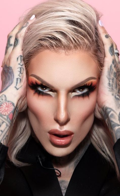 Jeffree Star Snapchat, Jeffry Star, Jeffree Star Instagram, Jeffree Star Tattoos, Make Up Tattoo, Jeffery Star, Jeffrey Star, Beauty Killer, Drag Make-up