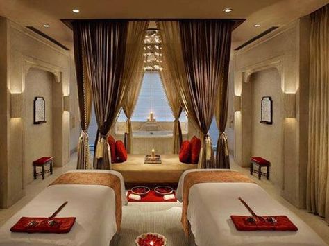 Spa room Deco Spa, Massage Room Design, Veranda Design, Massage Therapy Rooms, Spa Luxe, Dreams Spa, Spa Room Decor, Spa Interior Design, Spa Rooms