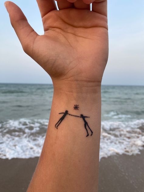 Tattoos Of Holding Hands, People Come And Go Tattoo, Sister Stick Figure Tattoo, Soul Ties Tattoo Ideas, Soul Tied Tattoo, Intertwined Sewn Together Tattoo, Double Personality Tattoo, Platonic Love Tattoo, Connected Souls Tattoo