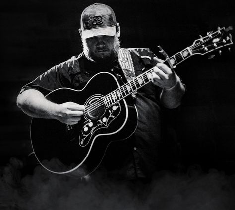 Luke Combs Wallpaper, Beer Never Broke My Heart, Music Tickets, Country Backgrounds, Best Country Singers, Luke Combs, Country Musicians, Western Wall Art, Western Aesthetic