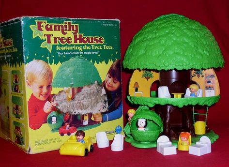 Family Tree House, Vintage Toys 1970s, 1980s Childhood, 70s Toys, Toys By Age, Childhood Memories 70s, Popular Toys, 80s Toys, Kid Toys