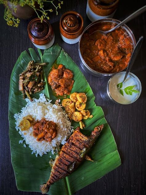 Kerala Cuisine Photography, Kerala Meals Photography, Caribbean Food Photography, Kerala Food Photography, African Food Photography, Kerala Dishes, Kerala Cuisine, Fish Fries, Fish Fry Recipe