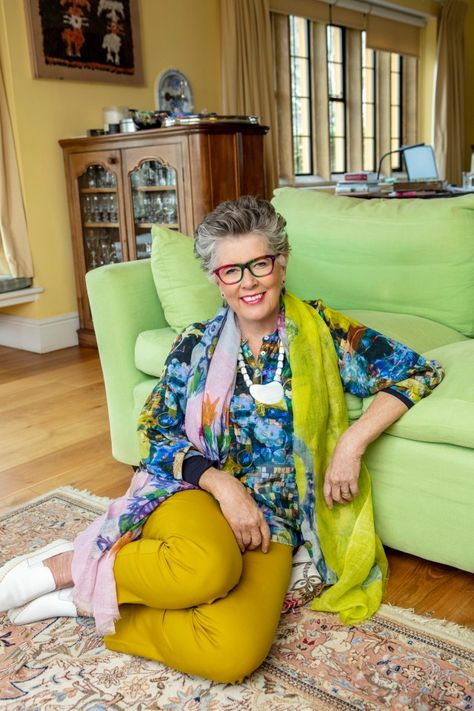 Prue Leith Fashion, Prue Leith Style, Posh People, Prue Leith, Accidental Icon, Pastries Recipes, African Actresses, B12 Deficiency, Paul Hollywood