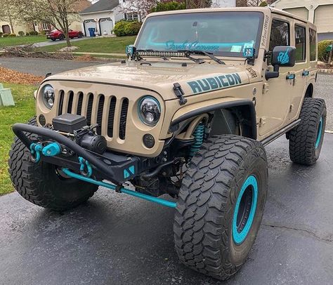 Jeep Wrangler Exterior Ideas, Wrangler Modified, Barbie Jeep, Armored Titan, Jeep Things, Suv Jeep, Jeep Hair, Green Jeep, Custom Jeep Wrangler