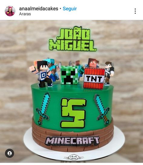 Minecraft Birthday Cakes, Minecraft Cake Ideas, Minecraft Pasta, Pastel Minecraft, Minecraft Cake Designs, Diy Minecraft Birthday Party, Bolo Minecraft, Moana Birthday Cake, Fondant Cake Tutorial