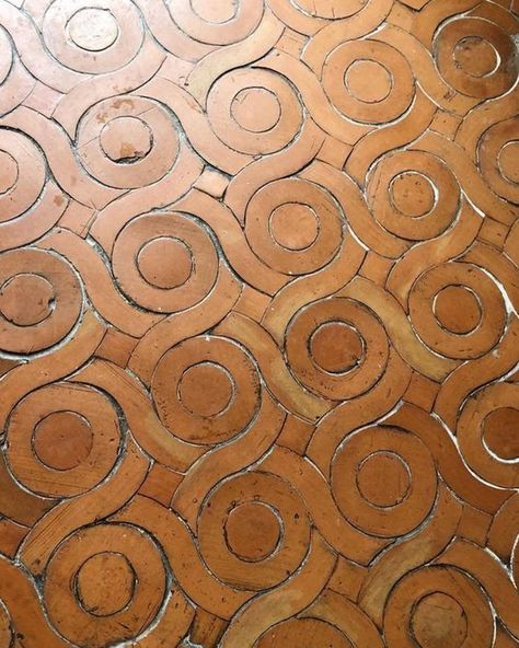 Italian Flooring, Flooring Pattern, Diy Tshirt, Ceiling Texture, Stone Floor, Gorgeous Tile, Tshirt Pillow, Tile Inspiration, Floor Patterns