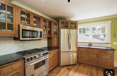 Kitchen Remodel Refrigerator, Refrigerator Placement, Diagonal Kitchen, Corner Fridge, Kitchen Appliances Design, Kitchen Design Pictures, Cabin Kitchens, Kitchen Corner, Kitchen Refrigerator