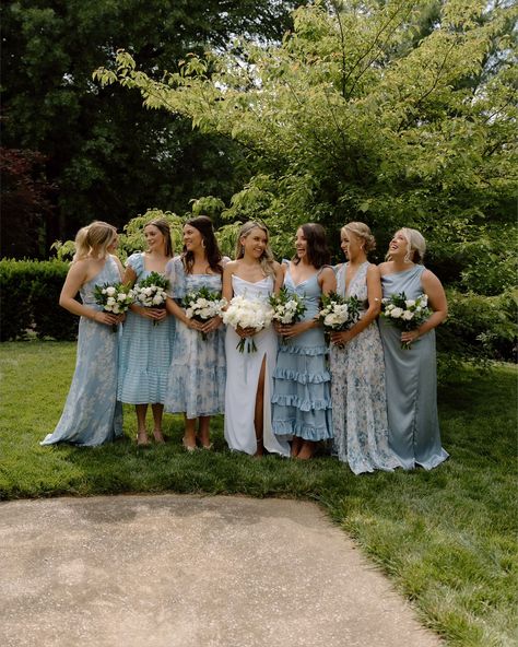 Let’s talk ✨bridesmaids✨ trends — Allison’s bridal party did such a good job mixing up the patterns and solid color blue dresses! I’ve noticed that in the wedding industry, we’re switching it up from the typical all matching dresses and bringing fun patterns and colors into the mix. Some other trends I’ve seen: 1) Matching the florals with the bridesmaids’ dresses 2) All different color dresses 3) All black dresses 4) All different shades of a certain color 5) Patterns and solids mixed in... Different Dress Same Color Bridesmaid, Field Wedding Bridesmaid Dresses, Bridesmaid Dresses Different Lengths, Same Shade Different Style Bridesmaid Dresses, Multi Pattern Bridesmaid Dresses, Different Styles Bridesmaid Dresses, Mixed Style Bridesmaid Dresses, Blue Shade Bridesmaid Dresses, Same Color Different Style Bridesmaid Dresses