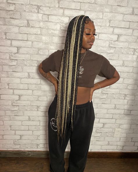 Lemonade Braids Hairstyles, Luxury Hair Extensions, Blonde Box Braids, Blonde Hair Extensions, Big Box Braids Hairstyles, Blonde Braids, Box Braids Hairstyles For Black Women, Braided Cornrow Hairstyles, Braids Hairstyles Pictures