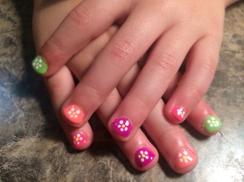 Little girl nail art gel polish #nailsbytanya Kids Nail Polish Ideas, Girls Manicure Ideas Little, Kid Manicure Ideas, Nail Art Kids Girl, Toddler Nail Ideas, Toddler Nails Designs Kids, Toddler Nail Designs, Toddler Nails, Hawiian Nails