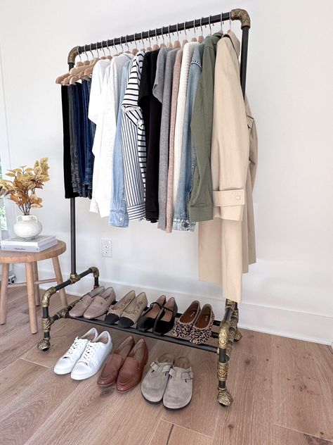 Minimal Wardrobe Capsule, Classy Yet Trendy 2024, Classic Fall Style 2024, Fall Layering Outfits Casual, Olive Green Jacket Outfits, Fall Outfit Staples, Petite Capsule Wardrobe, Layering Outfits Fall, Modest Fall Outfits