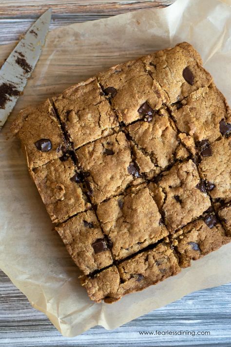 Pumpkin Cake Bars, Gf Bars, Fall Desserts Gluten Free, Bars With Chocolate Chips, Cinnamon Buttercream Frosting, Gluten Free Pumpkin Cake, Dairy Free Deserts, Gluten Free Pumpkin Bars, Fall Desserts Pumpkin