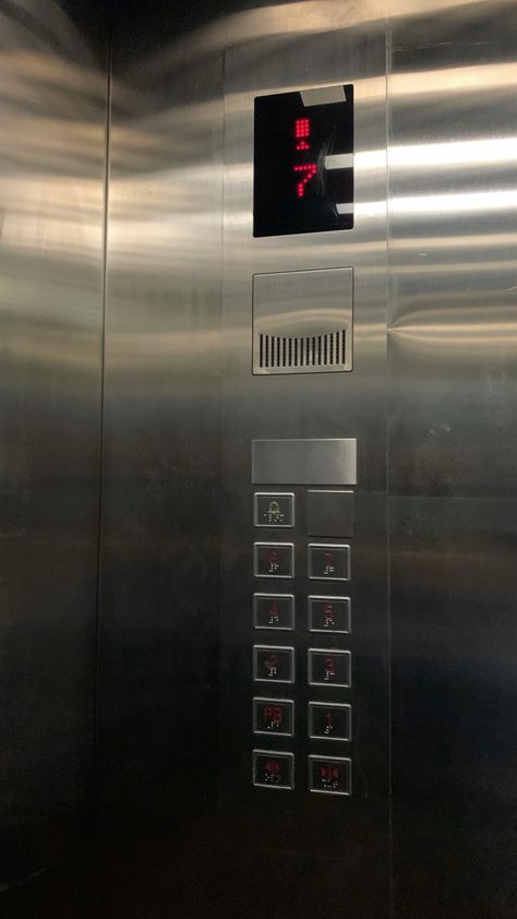 Elevator Snapchat Story, Lift Aesthetics Photos, Aesthetic Objects Photography, Lift Snap, Elevator Aesthetic, Fast And Furious Actors, Interesting Facts About Yourself, Aesthetic Objects, Snap Streak Ideas Easy