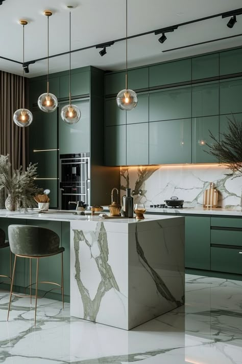 Glossy Kitchen, Green Kitchen Designs, Dark Green Kitchen, Art Deco Kitchen, Deco Kitchen, Kitchen Green, Green Kitchen Cabinets, Luxe Interiors, Kitchen Marble