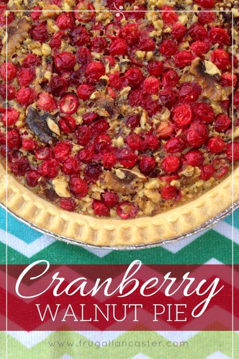 Pie Recipes Christmas, Cranberry Walnut Pie, Squares Recipes, Cranberry Pie Recipes, Healthy Pie, Vanilla Pie, Desserts Simple, Holiday Pie, Walnut Pie