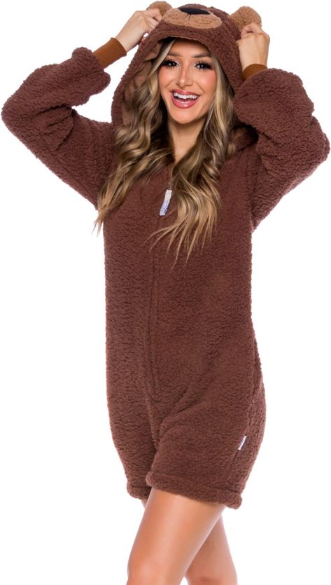 Funny Solo Halloween Costumes For Women, Womens Bear Costume, Simple Comfy Halloween Costumes, Bear Costume Womens, Halloween Costumes For Cold Weather, Onesie Halloween Costumes, Jumpsuit Costume Halloween, Animal Halloween Costume, Teddy Bear Costume