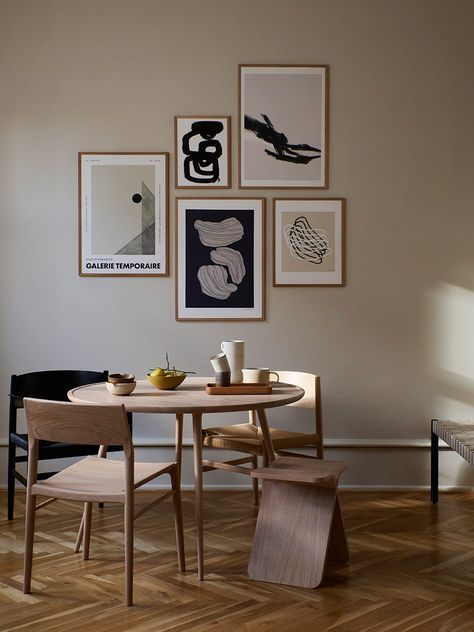 Japandi Gallery Wall, Dining Room Wall Ideas, Poster On Wall, The Poster Club, Matching Prints, Poster Club, Dining Room Interiors, Hus Inspiration, Posters Wall