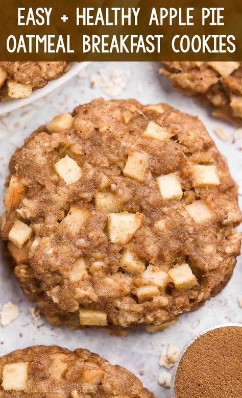 Healthy Apple Pie Oatmeal Breakfast Cookies – only 71 calories! Soft, chewy & so easy to make! Perfect for kids & quick grab-and-go breakfasts! (And they freeze well too!) ♡ healthy no sugar oatmeal breakfast cookies for kids. easy healthy clean eating breakfast cookies. Breakfast Cookies For Kids, Healthy Clean Eating Breakfast, Healthy Apple Pie Oatmeal, Apple Pie Oatmeal, Healthy Apple Pie, Menu Sarapan Sehat, Oatmeal Breakfast Cookies, Breakfast Cookies Healthy, Cookies Healthy