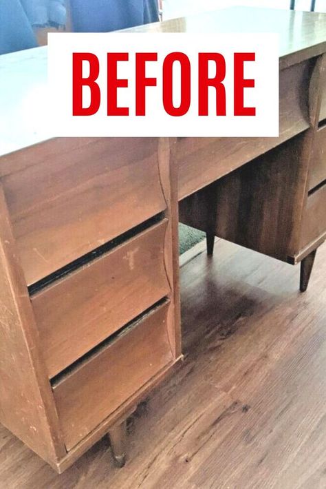 We can't believe the before and after of this mid century modern desk upcycle. Check out this furniture flip makeover perfect for decorating a bedroom on a budget. Diy Desk Flip, Painted Mcm Desk, Mid Century Modern Desk Makeover, Mcm Desk Makeover, Refinished Desk Ideas, Old Desk Makeover Diy, Mid Century Modern Furniture Makeover, Mid Century Furniture Makeover, Desk Renovation