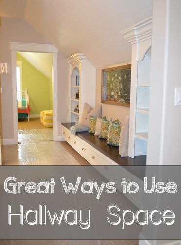 Great Ways to Use Hallway Space Hallway Space Ideas, Upstairs Hallway Ideas Landing, Hallway Nook Ideas, Entry Hallway Ideas, House Hall Design, Hall Ways Ideas, Wide Hallway, Closet Makeover Diy, Upstairs Hallway Ideas