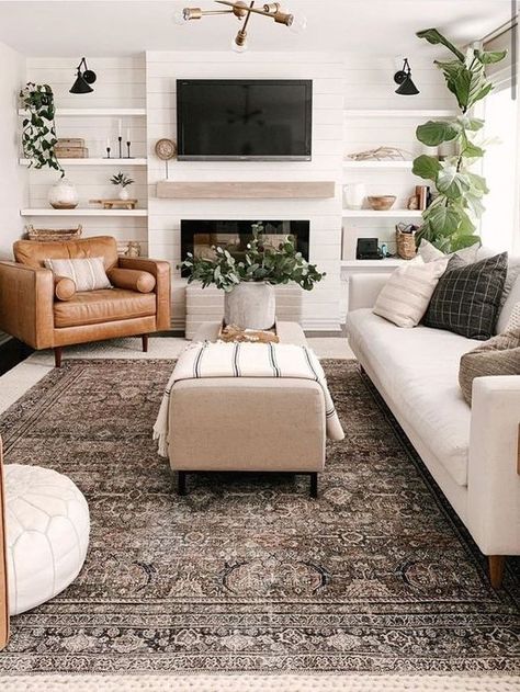 Living Pequeños, Rectangle Living Room, Muebles Shabby Chic, Havenly Living Room, Rectangular Living Rooms, Long Living Room, Small Living Room Layout, Narrow Living Room, Living Room Remodel