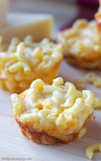 Appetizers For Party Bite Size, Mac And Cheese Muffins, Mac N Cheese Bites, Mac And Cheese Cups, One Bite Appetizers, Mac And Cheese Bites, Easy Mac And Cheese, Superbowl Appetizers, Savory Foods