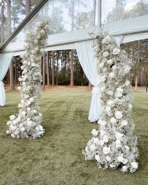 Full Flower Arch Wedding, Gypsophila Wedding Ceremony, White Floral Ceremony Arch, White Wedding Bridal Bouquet, Wedding Arch White Roses, Gypsophila And White Rose Wedding, White On White Wedding Decor, White Roses And Gypsophila Wedding, Babies Breath And Roses Centerpiece