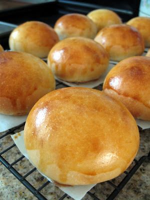 Manapua Recipe, Snack Truck, Asian Baking, Chinese Buns, Char Siu Bao, Hawaii Recipes, Siu Bao, Chamorro Recipes, Hawaiian Foods