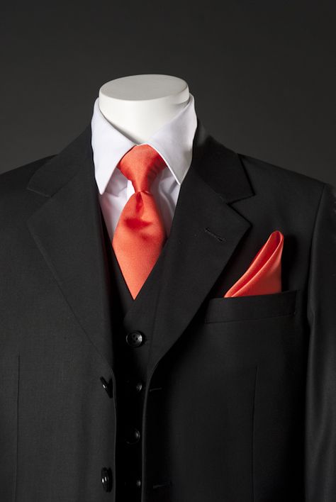 Black and coral tux I like this one a lot too Coral Color Wedding Theme, Prom Tux, Prom Proposals, Black Wedding Decorations, Unique Wedding Shoes, Tux Dress, Boys Tuxedo, Wedding Tux, Black Suit Wedding