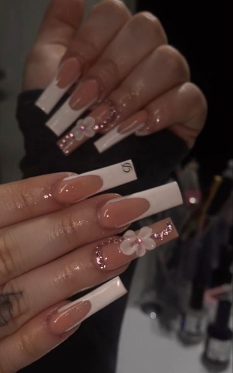 Nail Intial Ideas, Sage Green Nails With Initial, Nails With The Letter I On Them, Acrylic Nail Designs With J Initial, Nail Designs W Initial, Long Acrylic Nails With Letters Initials, Nail Ideas With Initial Square, Red Nails With A Initial, Bling Nails With Initials