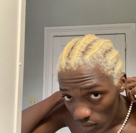 Blonde Hair Cornrows, Blonde Cornrows Men, Blonde Braids Men, Dyed Cornrows Men, Blond Cornrows, Blonde Locs Men, Blonde Cornrows, Blk Aesthetic, Cornrows Men