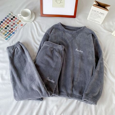 NEW YORK CONTENT CREATOR · Products · Winter Soft Velvet Pajamas Set · Shopify Velvet Sleepwear, Winter Lounge, Women Sleepwear, Winter Pajamas, Pajamas Sets, Brown Pants, Womens Pyjama Sets, Sleepwear Sets, Colored Pants