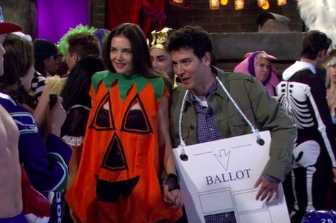 Science Costumes, Basic Halloween Costumes, Easy Couples Costumes, How Met Your Mother, Halloween 23, Christmas Attire, Halloween Stories, Couples Halloween Outfits, Duo Halloween Costumes