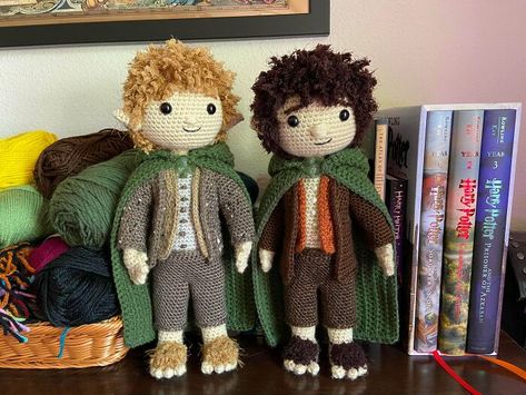 Thank You For Your Enthusiasm About My Crochet Hobbits. It Inspired Me To Make Larger Hobbits Hobbit Crochet Patterns Free, Crochet Lotr Pattern, Crochet Hobbit Patterns, Lord Of The Rings Crochet Patterns Free, Hobbit Crochet Patterns, Lotr Crochet Patterns Free, Hobbit Nursery Theme, Hobbit Crochet, Lotr Crochet